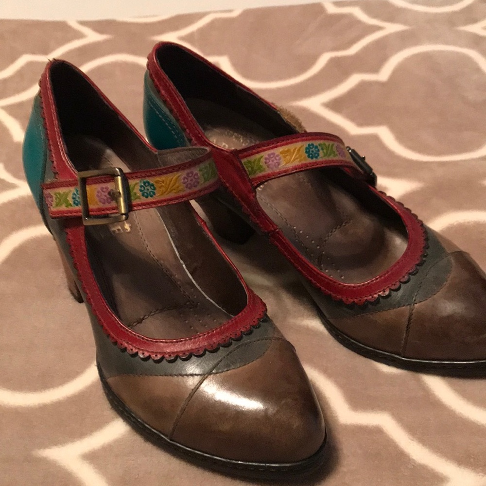Spring Step L’Artiste shoes. Beautiful. Like new.